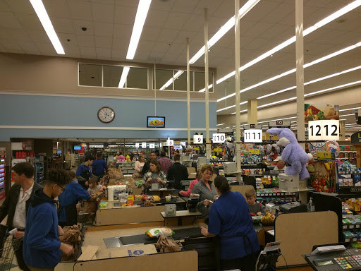 Grocery Store «Kroger», reviews and photos, 5161 Hampsted Village Center Way, New Albany, OH 43054, USA