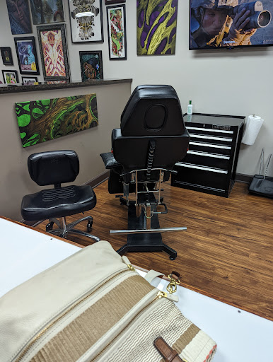 Tattoo Shop «Color Theory Tattoo», reviews and photos, 1047 E St Charles Rd, Lombard, IL 60148, USA