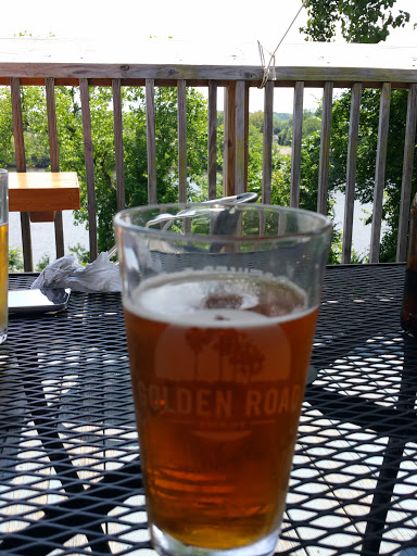 Night Club «The Waterfront Tavern 