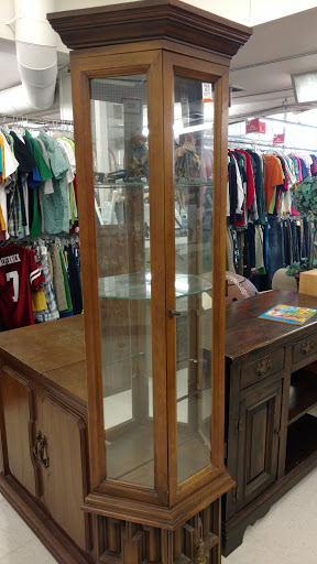 Thrift Store «Savers», reviews and photos, 60 Dempsey Rd, Milpitas, CA 95035, USA