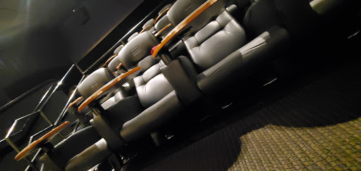 Movie Theater «Studio Movie Grill», reviews and photos, 8954 S. Broadway Ave., Tyler, TX 75703, USA