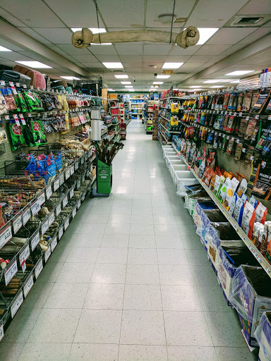 Huron Pet Supply, 5060 Jackson Rd, Ann Arbor, MI 48103, USA, 