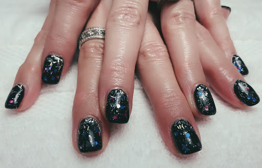 Nail Salon «VV Nails», reviews and photos, 2809 Bickford Ave # G, Snohomish, WA 98290, USA