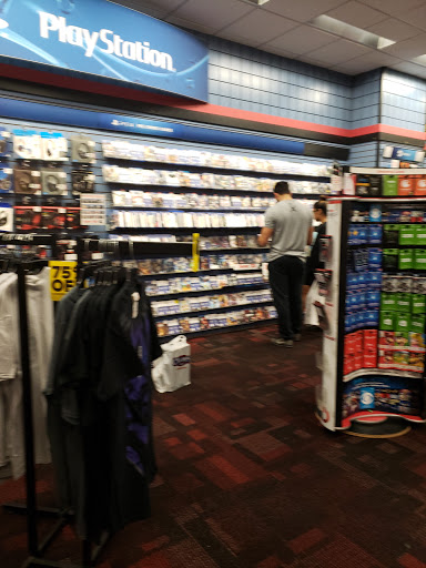 Video Game Store «GameStop», reviews and photos, 9301 Tampa Ave, Northridge, CA 91324, USA