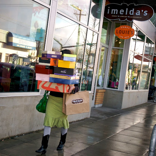 Stores to buy men's fluchos Portland