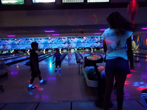 Bowling Alley «Centennial Lanes», reviews and photos, 16050 Centennial Cir, Tinley Park, IL 60477, USA