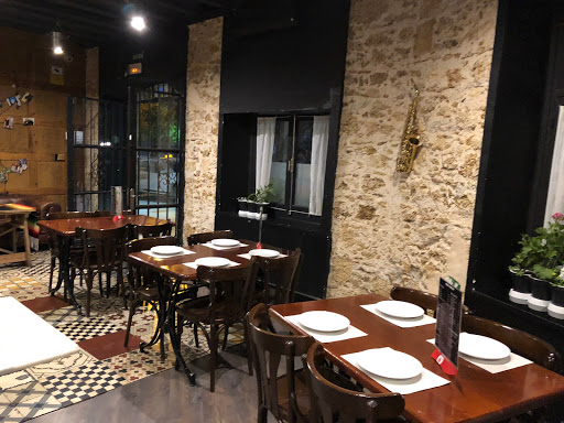 Información y opiniones sobre Calesa 15/01 de Cádiz