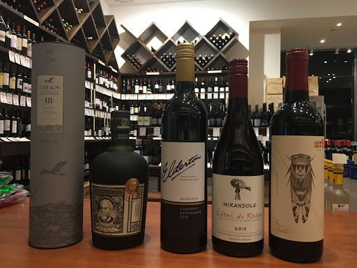 Liquor Store «The Corkery Wine & Spirits», reviews and photos, 15 Bridge St, New York, NY 10004, USA