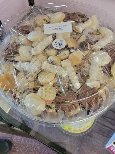 Bakery «Reeves Cake Shop», reviews and photos, 2770 Cory Ave, Akron, OH 44314, USA