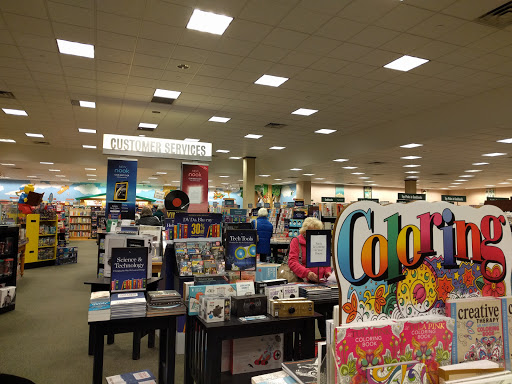 Book Store «Barnes & Noble», reviews and photos, 2443 Vestal Pkwy E, Vestal, NY 13850, USA