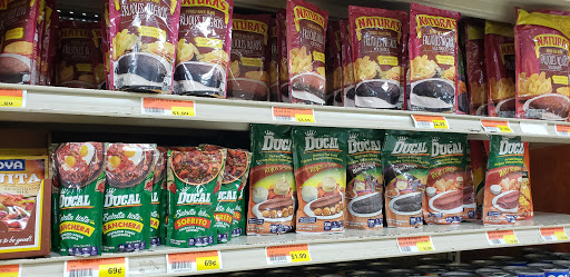 Supermarket «Quadro Supermarket», reviews and photos, 8401 N Armenia Ave, Tampa, FL 33604, USA