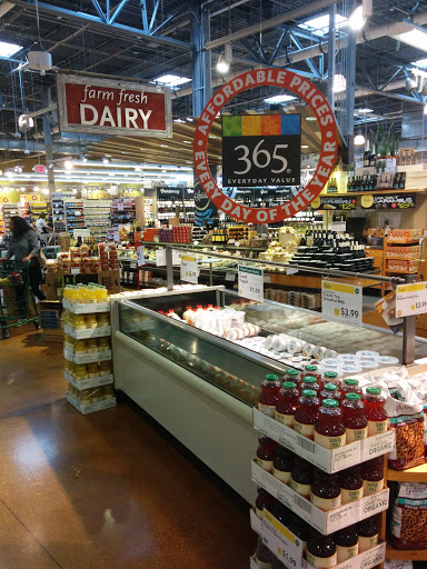 Grocery Store «Whole Foods Market», reviews and photos, 750 N Martingale Rd, Schaumburg, IL 60173, USA