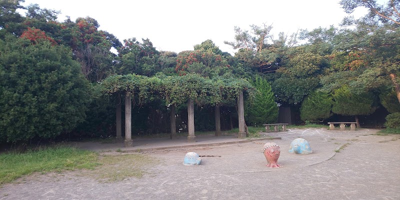 西鎌倉二丁目公園