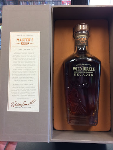 Liquor Store «Red Castle Liquor Store and Growler Filling Station», reviews and photos, 1200 S 1st St, Louisville, KY 40203, USA