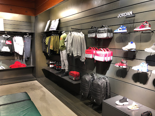 Sporting Goods Store «Nike Las Vegas», reviews and photos, 3500 South Las Vegas Boulevard, Las Vegas, NV 89109, USA