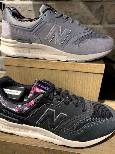 Shoe Store «New Balance Alderwood», reviews and photos, 3000 184th St SW #200, Lynnwood, WA 98037, USA