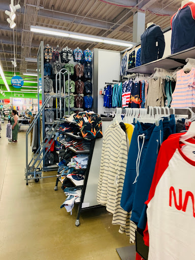 Clothing Store «Old Navy», reviews and photos, 3020 Brandywine Pkwy, Wilmington, DE 19803, USA