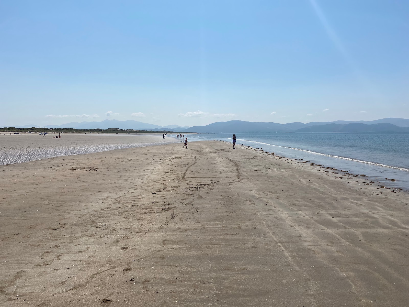 Foto di Inch Beach e l'insediamento
