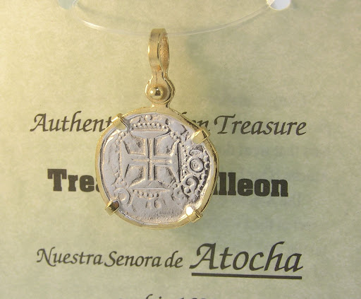 Jewelry Repair Service «Rizzo Jewelers of Cocoa Beach», reviews and photos, 5360 N Atlantic Ave Suite D, Cocoa Beach, FL 32931, USA