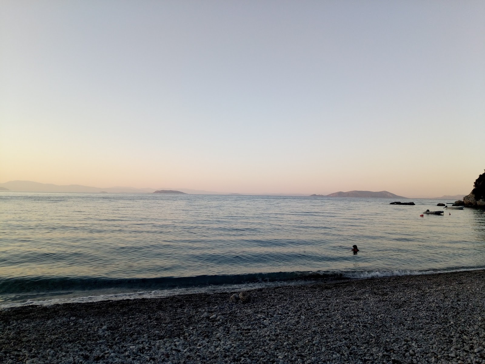 Nisiza Beach photo #7