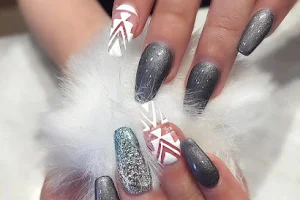 Fantastic Nails image