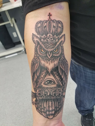 Tattoo Shop «Virginia Class Tattoo», reviews and photos, 8088 Sudley Rd #207, Manassas, VA 20109, USA