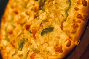 Maharaja pizza image