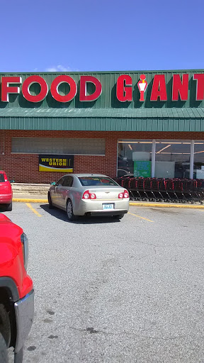 Grocery Store «Food Giant», reviews and photos, 1897 Main St, Cadiz, KY 42211, USA