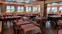Atmosphère du Restaurant de spécialités alsaciennes Auberge du Lac à Kruth - n°1