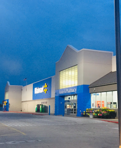 Department Store «Walmart Supercenter», reviews and photos, 121 Peter Pan Rd, Independence, KS 67301, USA