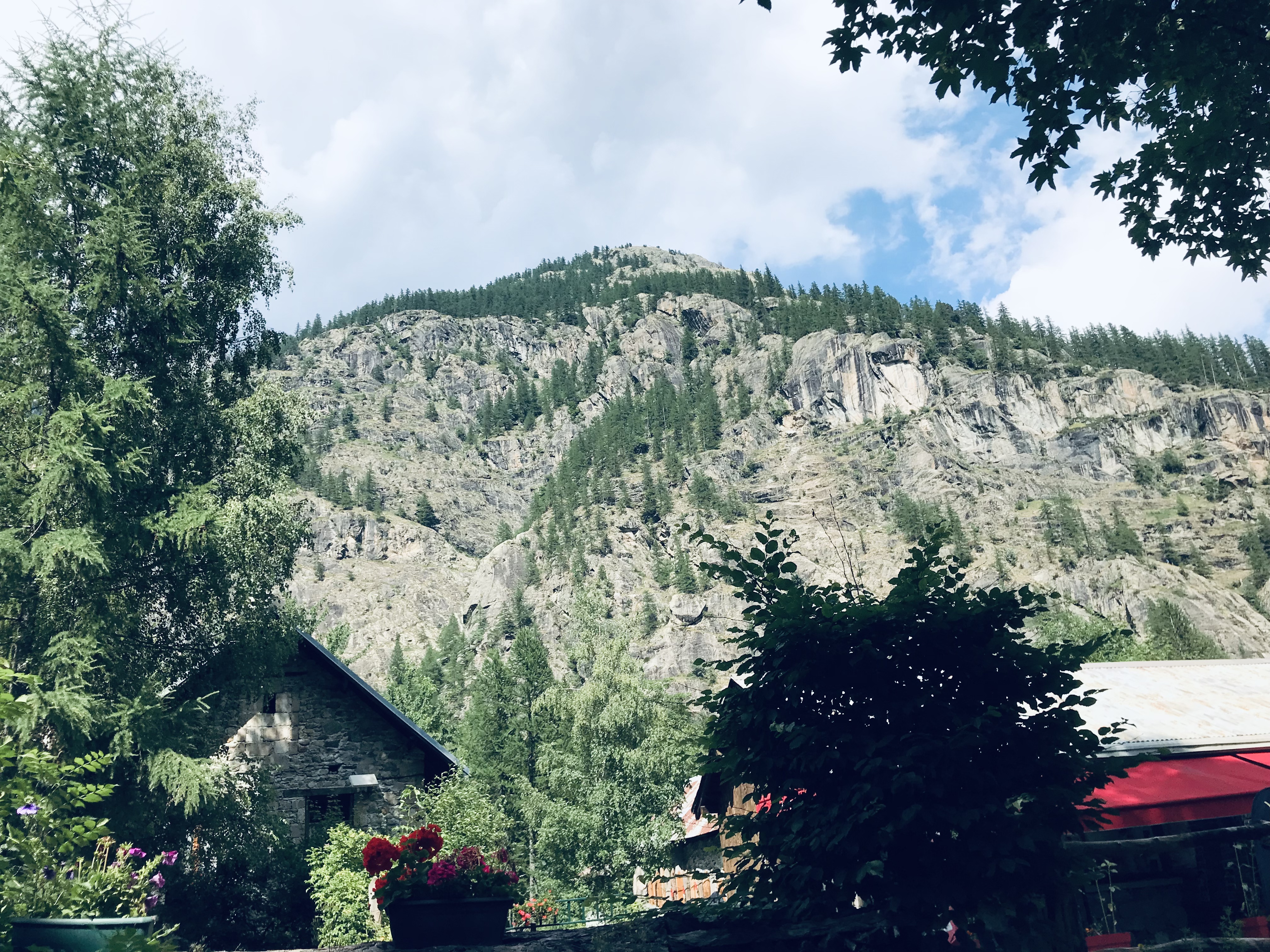 Photo n° 3 de l'avis de MCLEAN.Y fait le 25/07/2022 à 11:51