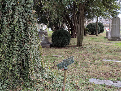 Cemetery «Mount Olivet Funeral Home and Cemetery», reviews and photos, 1101 Lebanon Pike, Nashville, TN 37210, USA