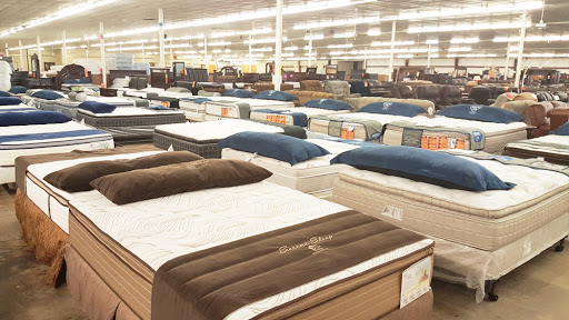 Furniture Store «The Edge Furniture and Mattresses», reviews and photos, 17975 S Interstate Hwy 35, Schertz, TX 78154, USA
