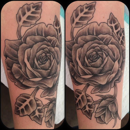 Body Piercing Shop «One Shot Studio», reviews and photos, 2988 Solomons Island Rd, Edgewater, MD 21037, USA