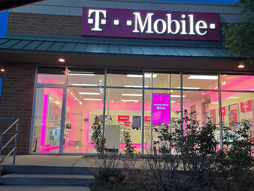Cell Phone Store «T-Mobile», reviews and photos, 7211 State St, Midvale, UT 84047, USA