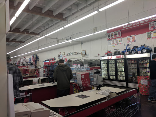 Department Store «Bi-Mart», reviews and photos, 514 W Main St, Molalla, OR 97038, USA