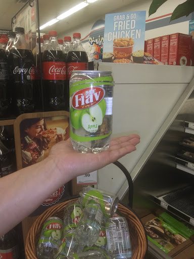 Hy-Vee, 2015 S Broadway St, New Ulm, MN 56073, USA, 