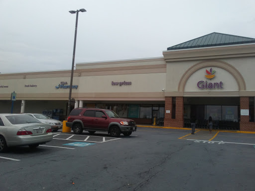 Supermarket «Giant», reviews and photos, 8100 Loch Raven Blvd, Towson, MD 21286, USA