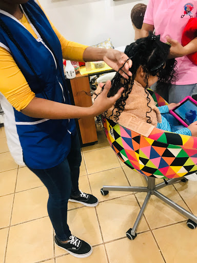 Beauty Salon «Dominican Sparkle Beauty Salon», reviews and photos, 1675 Springfield Ave, Maplewood, NJ 07040, USA