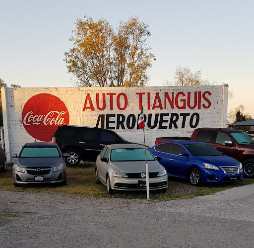 Auto Tianguis Aeropuerto. Aguascalientes.