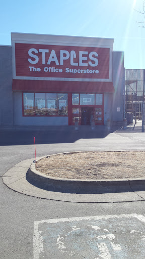 Office Supply Store «Staples», reviews and photos, 3500 8th St SW, Altoona, IA 50009, USA