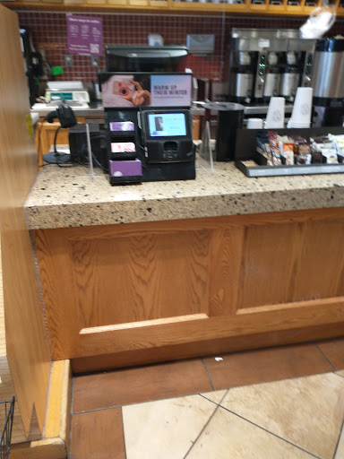 Coffee Shop «The Coffee Bean & Tea Leaf», reviews and photos, 18705 Devonshire St, Northridge, CA 91324, USA