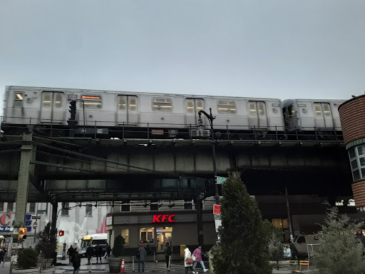 Gym «Planet Fitness», reviews and photos, 329 Wyckoff Ave, Ridgewood, NY 11385, USA