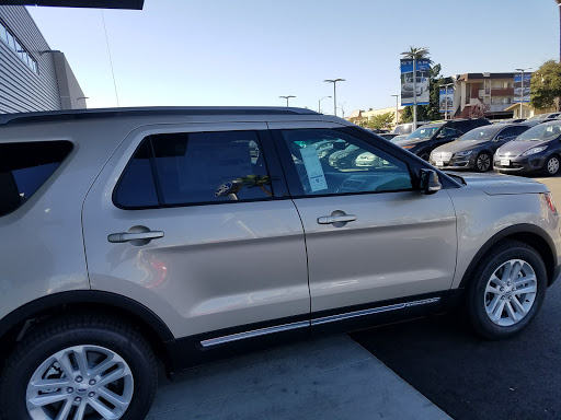 Car Dealer «Star Ford Lincoln», reviews and photos, 1101 S Brand Blvd, Glendale, CA 91204, USA