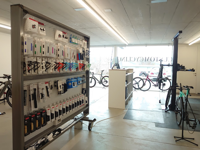 Kommentare und Rezensionen über CUSTOM CYCLING / TREK BICYCLE Premium Store Erlinsbach-Aarau / Trek Bike Certified Veloservice
