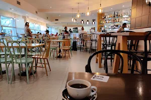 KokoNui Cafe, Bar & Restaurant image