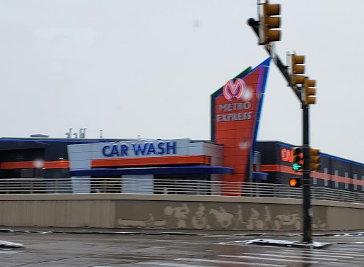 Car Wash «Metro Express Car Wash», reviews and photos, 4095 S Santa Fe Dr, Sheridan, CO 80110, USA