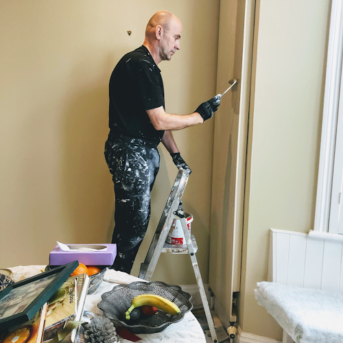 Your Handyman Painter Plumber Tiler - London