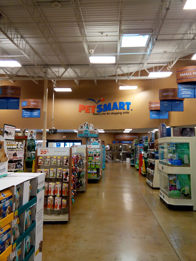 Pet Supply Store «PetSmart», reviews and photos, 7730 S Cicero Ave, Burbank, IL 60459, USA