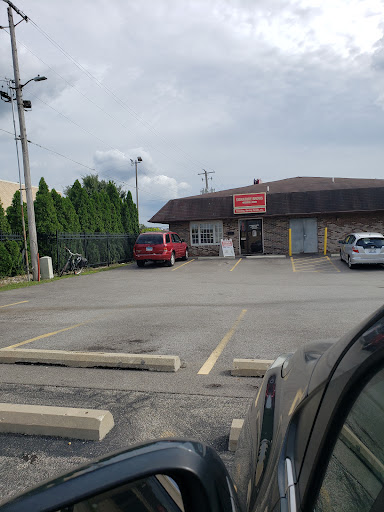 Beauty Salon «Signature Brows Threading Salon & Spa», reviews and photos, 1522 E College Ave #2, Normal, IL 61761, USA